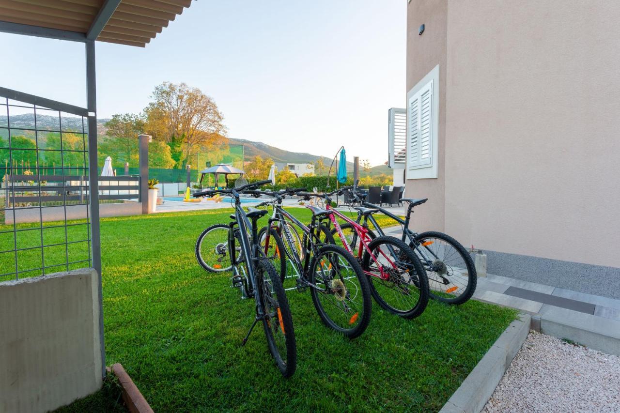 Villa Maris Dugopolje Esterno foto