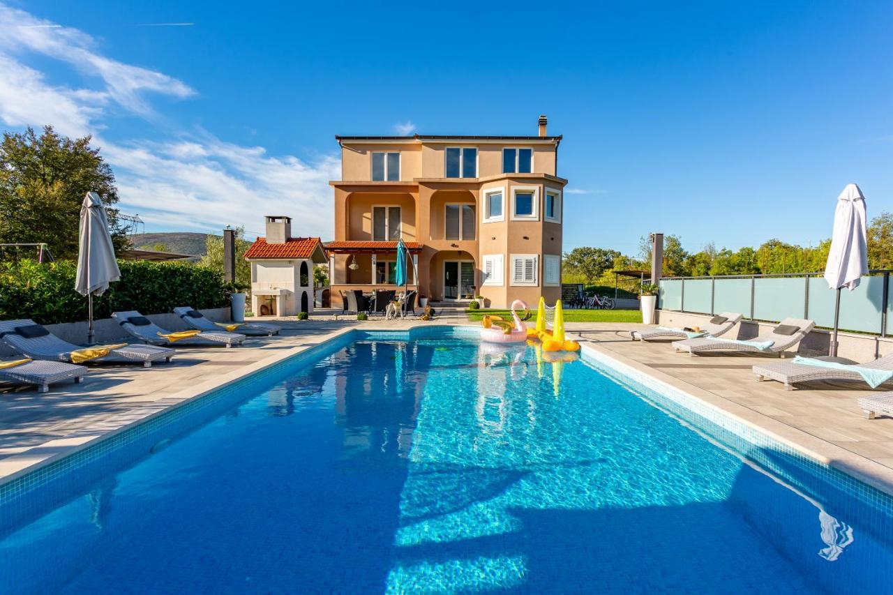 Villa Maris Dugopolje Esterno foto
