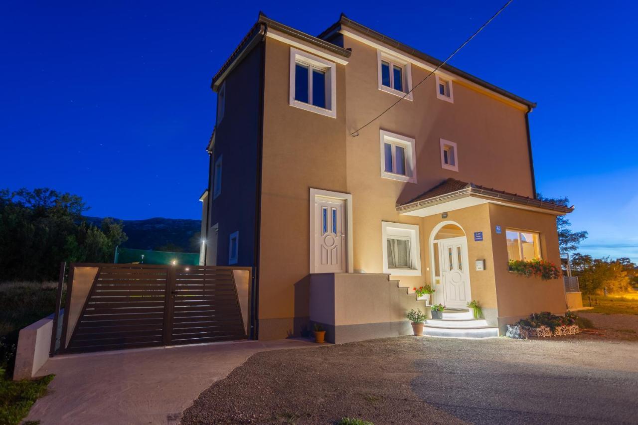 Villa Maris Dugopolje Esterno foto