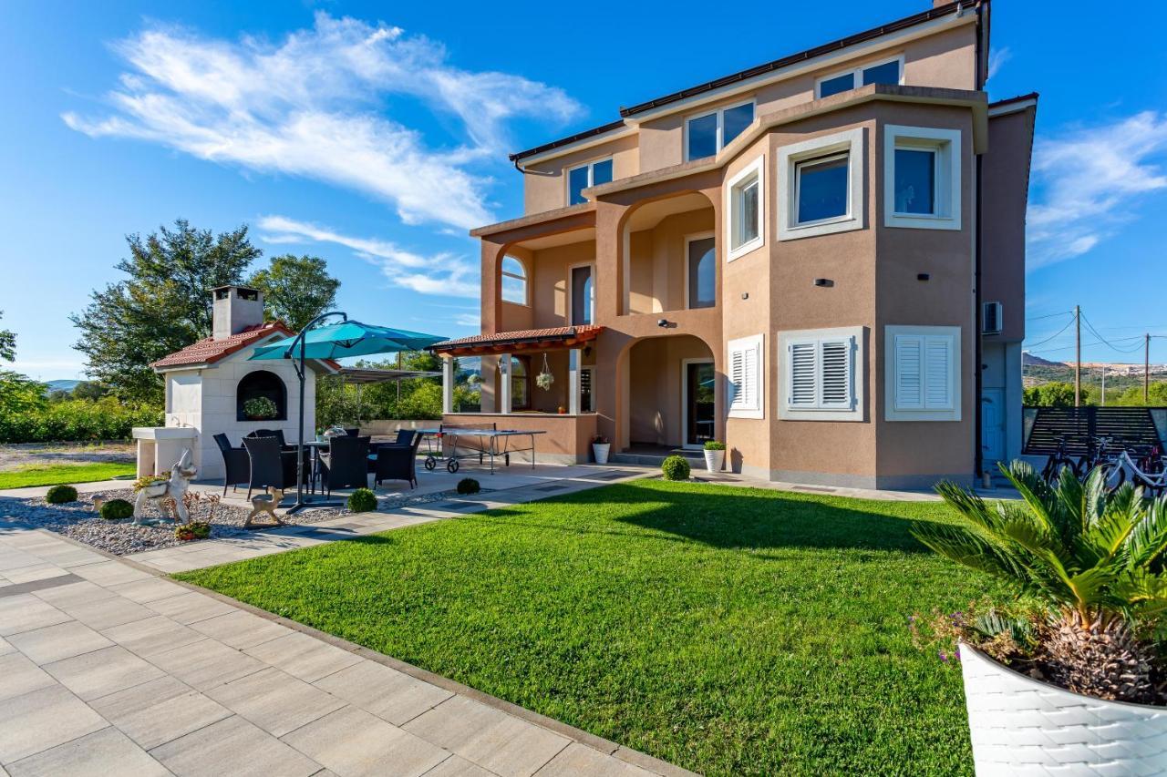 Villa Maris Dugopolje Esterno foto