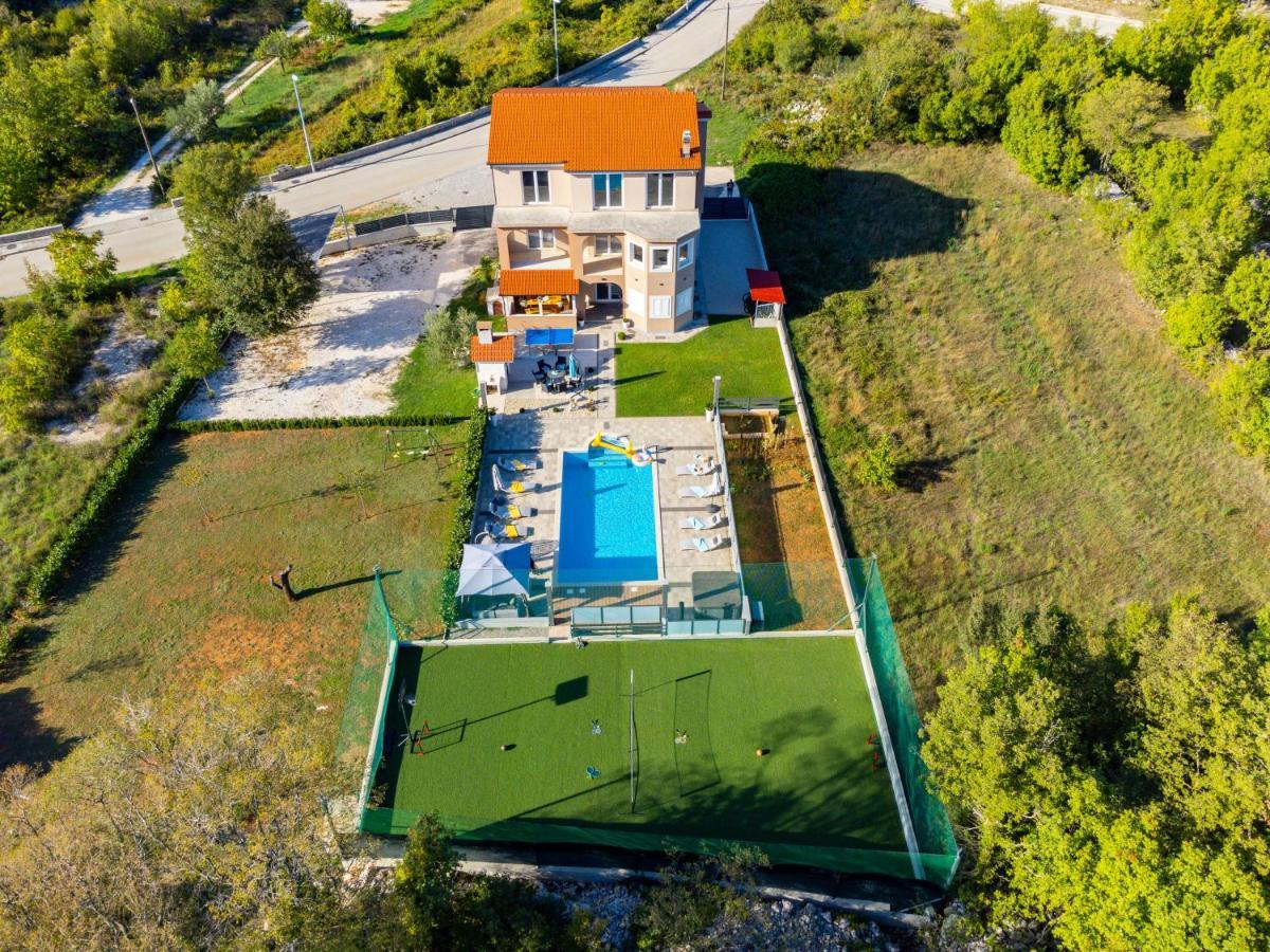 Villa Maris Dugopolje Esterno foto