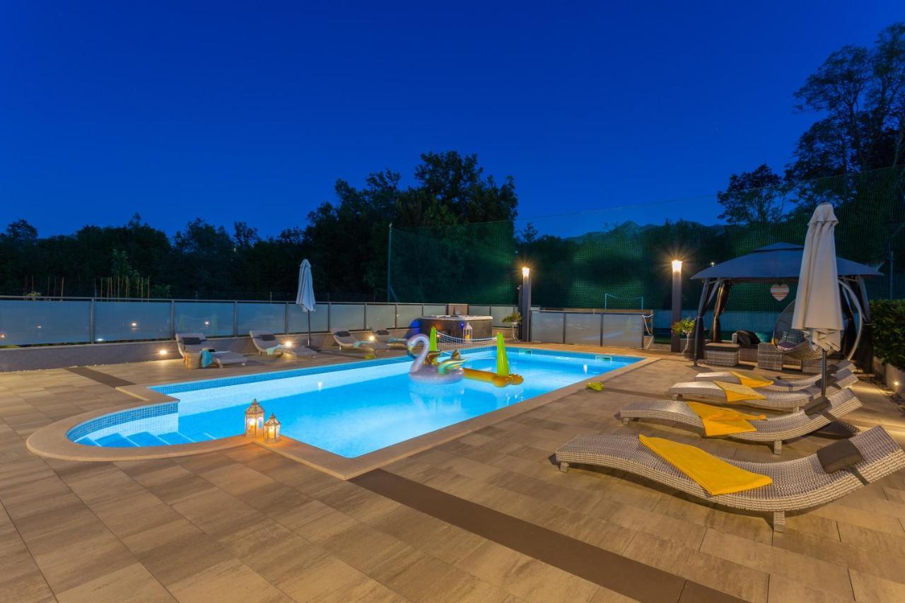 Villa Maris Dugopolje Esterno foto