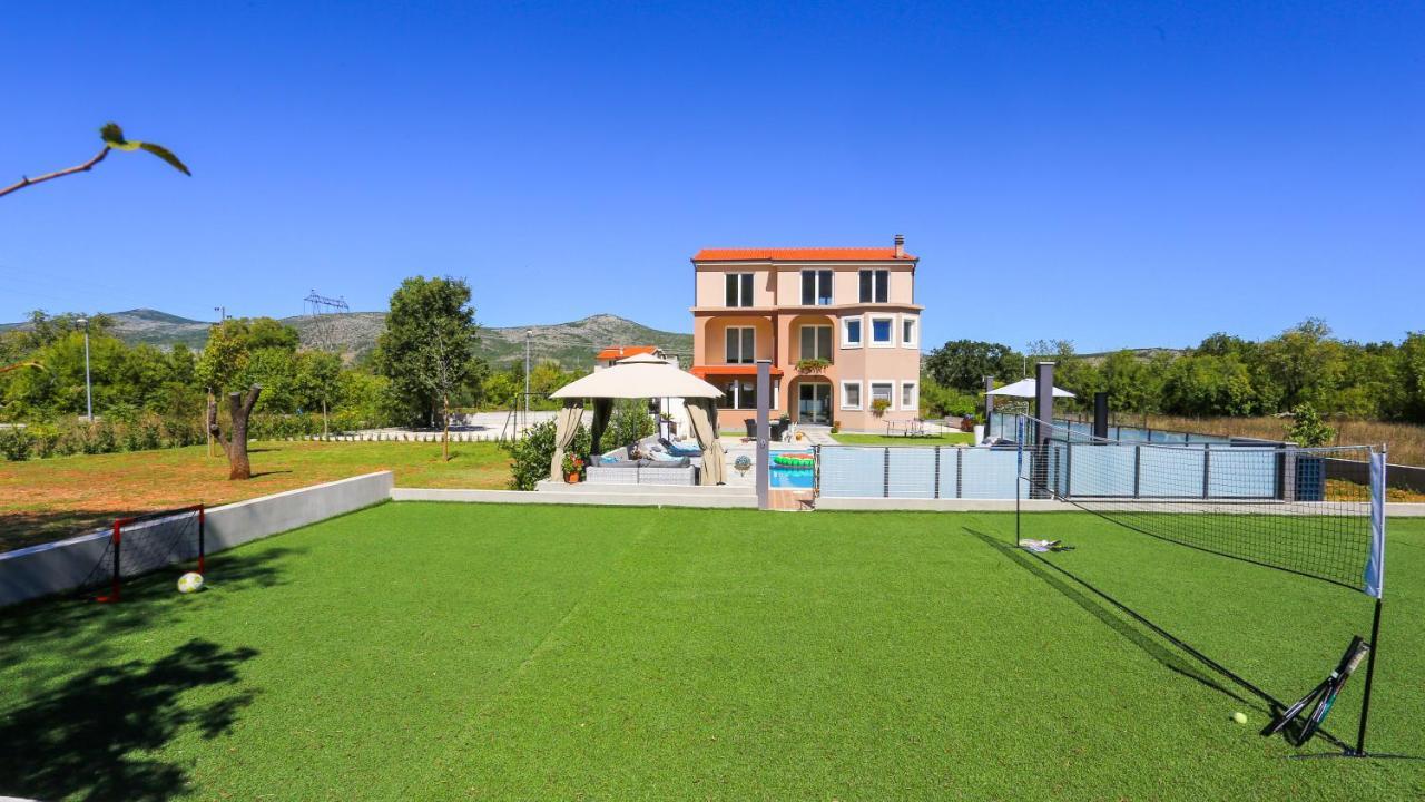 Villa Maris Dugopolje Esterno foto