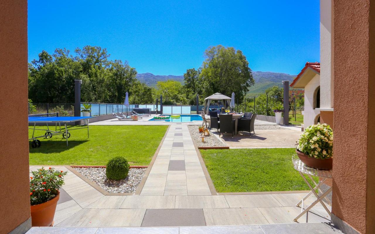 Villa Maris Dugopolje Esterno foto